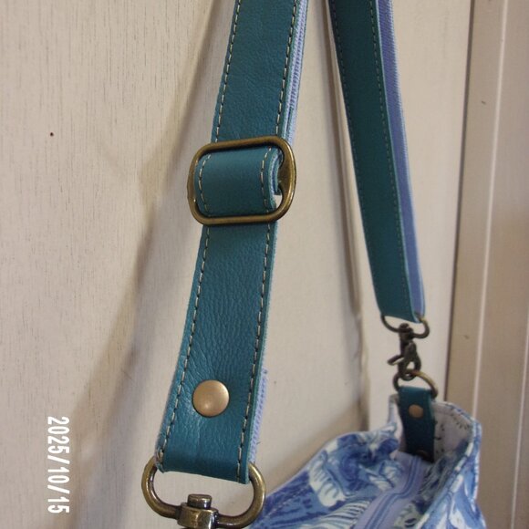 NWT, Myra Bag Co Blue Canvas Purse with Leather Trim - Picture 6 of 7